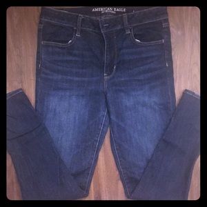 American Eagle 🦅 Hi-Rise 👖 Jeans